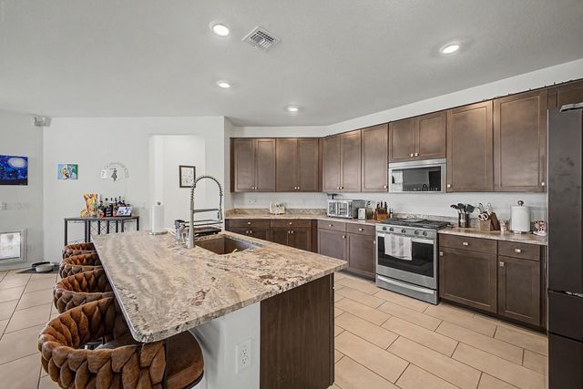 2548 W Grenadine Road, Phoenix, AZ 85041