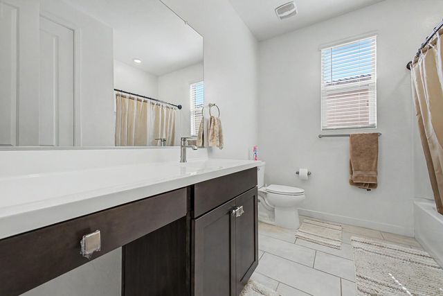 2548 W Grenadine Road, Phoenix, AZ 85041