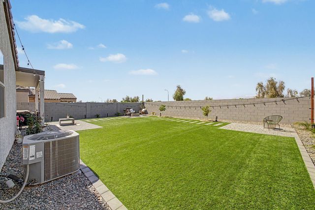 2548 W Grenadine Road, Phoenix, AZ 85041
