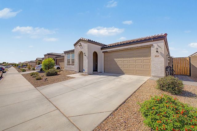 2548 W Grenadine Road, Phoenix, AZ 85041