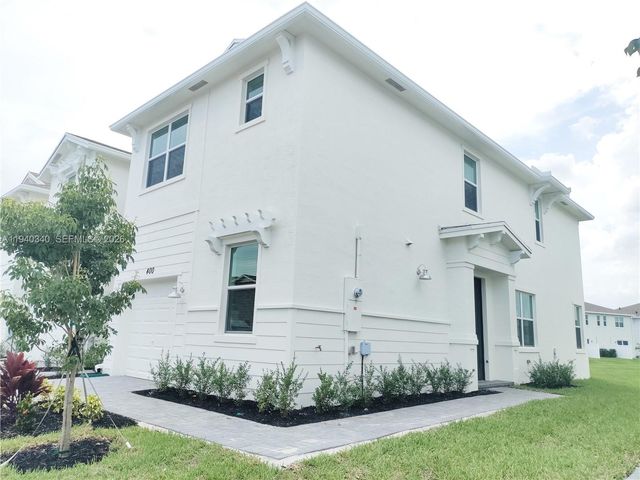 400 SE CROSSOAK LN, Port St. Lucie, FL 34984