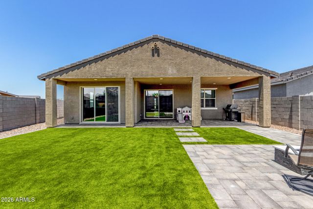 7069 W Allen Street, Laveen, AZ 85339