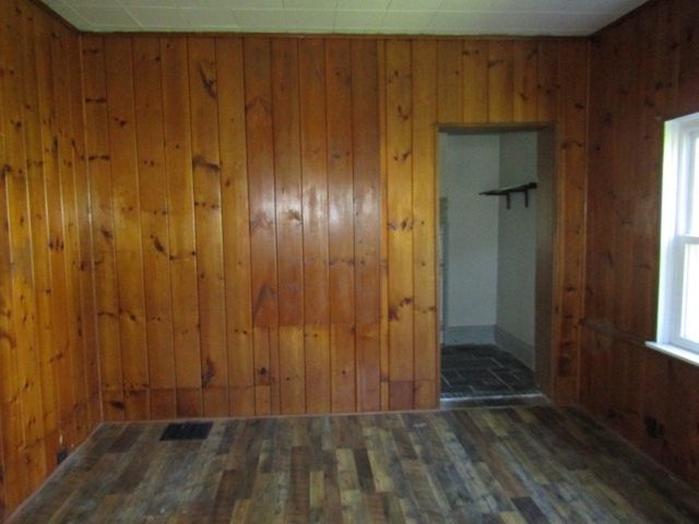 221 S 4th St, West Newton, PA 15089