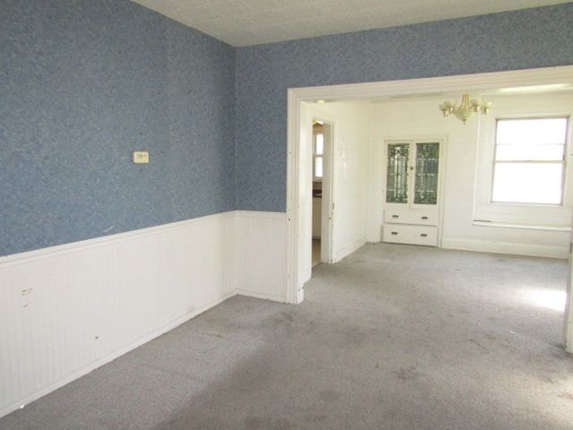 221 S 4th St, West Newton, PA 15089