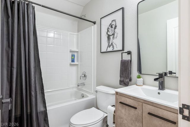 10137 Glorious Moon Court, Las Vegas, NV 89178