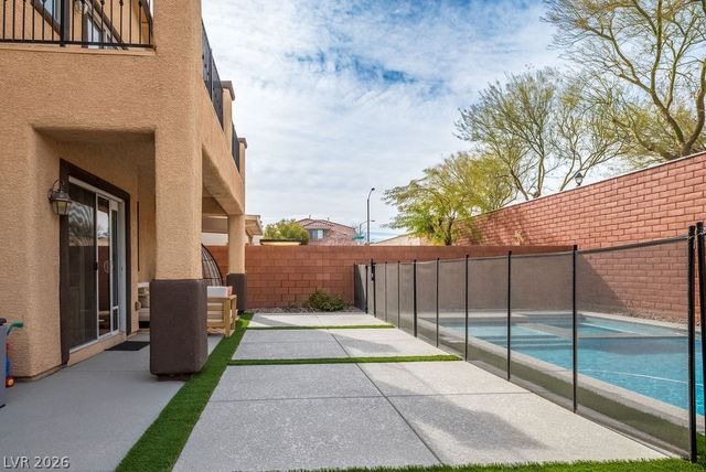 10137 Glorious Moon Court, Las Vegas, NV 89178