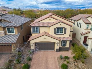 10137 Glorious Moon Court, Las Vegas, NV 89178