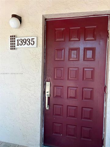13935 SW 93rd Ln 13935, Miami, FL 33186