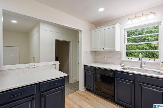 2245 1ST PLACE NW, Center Point, AL 35215