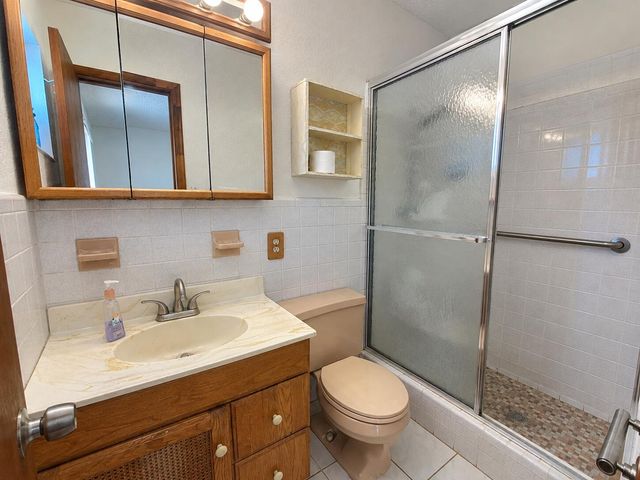 6884 NW 12TH Street, Plantation, FL 33313
