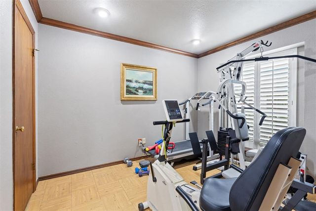6325 N Villa Avenue 115, Oklahoma City, OK 73112