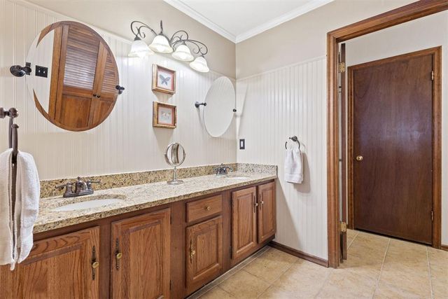 6325 N Villa Avenue 115, Oklahoma City, OK 73112