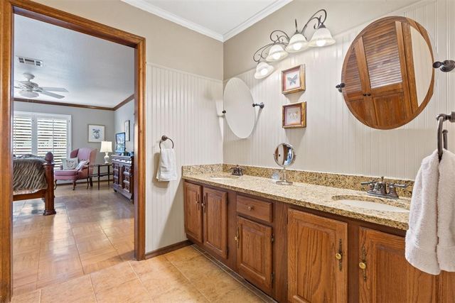 6325 N Villa Avenue 115, Oklahoma City, OK 73112