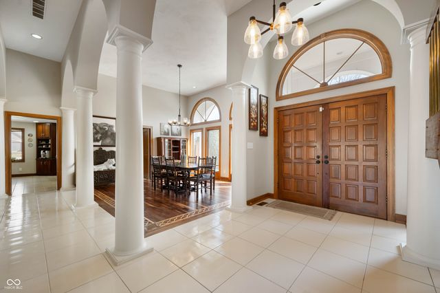 6520 Forrest Commons Boulevard, Indianapolis, IN 46227