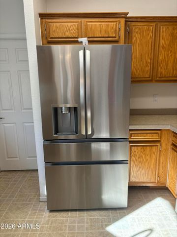 7053 S Elmer Loop, Hereford, AZ 85615