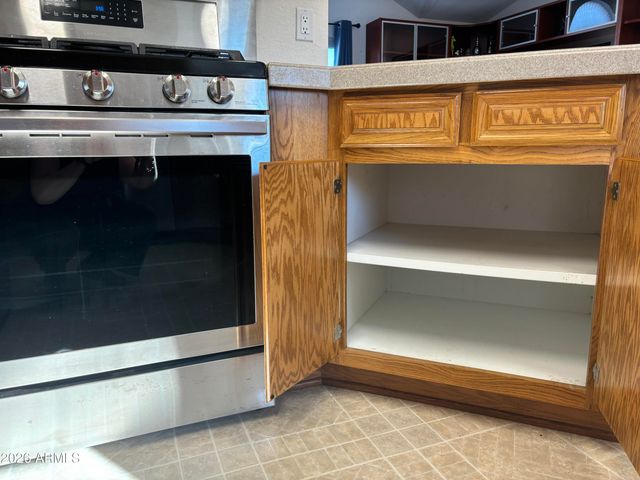 7053 S Elmer Loop, Hereford, AZ 85615