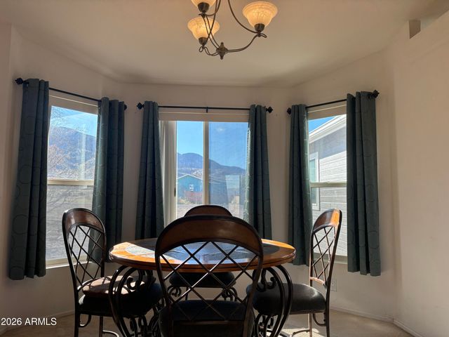 7053 S Elmer Loop, Hereford, AZ 85615