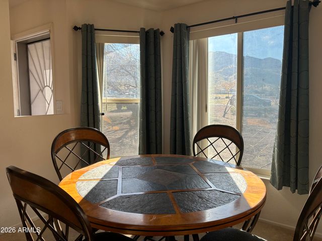 7053 S Elmer Loop, Hereford, AZ 85615