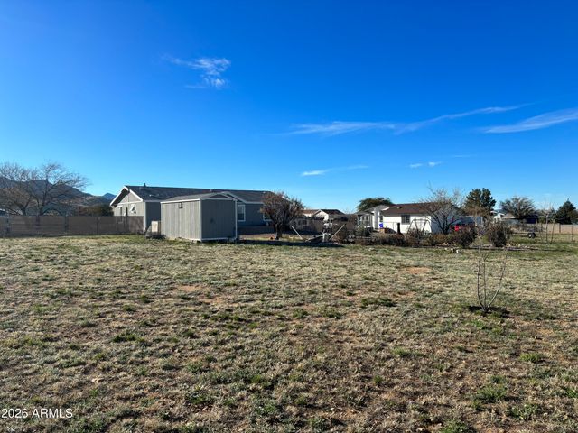 7053 S Elmer Loop, Hereford, AZ 85615