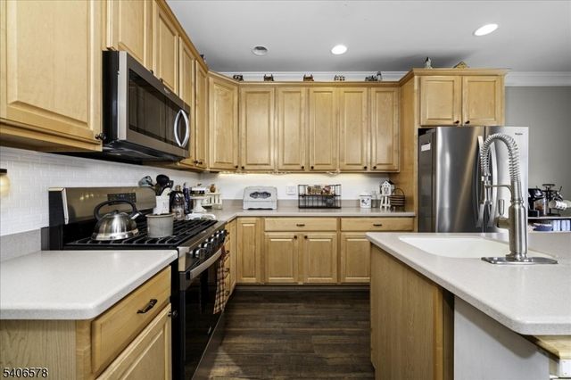 20 Turnberry Ln, Hardyston Twp., NJ 07419