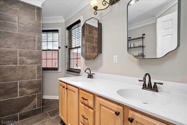 20 Turnberry Ln, Hardyston Twp., NJ 07419