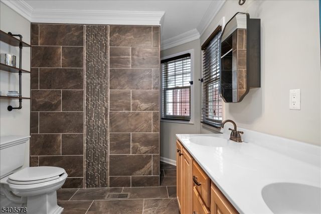 20 Turnberry Ln, Hardyston Twp., NJ 07419