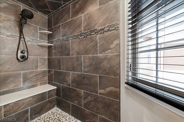 20 Turnberry Ln, Hardyston Twp., NJ 07419