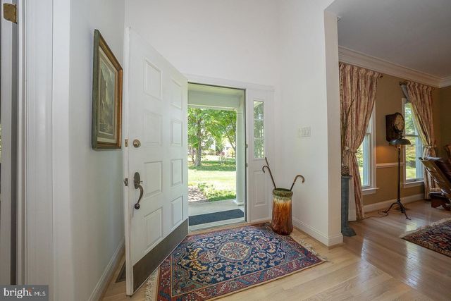 1421 RADBILL CIR, Berwyn, PA 19312