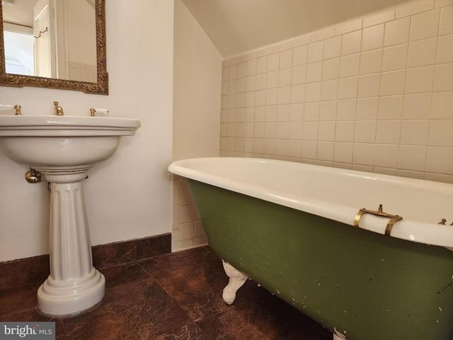 316 PRINCESS ANNE ST, Fredericksburg, VA 22401