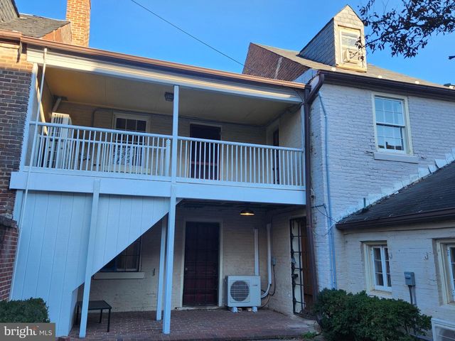 316 PRINCESS ANNE ST, Fredericksburg, VA 22401