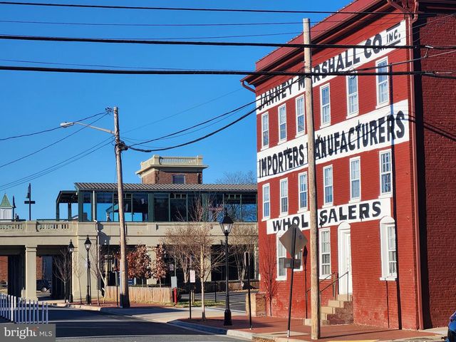 316 PRINCESS ANNE ST, Fredericksburg, VA 22401