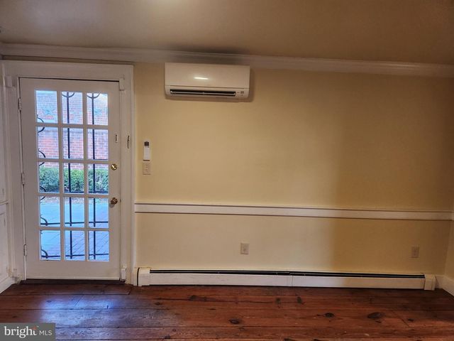 316 PRINCESS ANNE ST, Fredericksburg, VA 22401