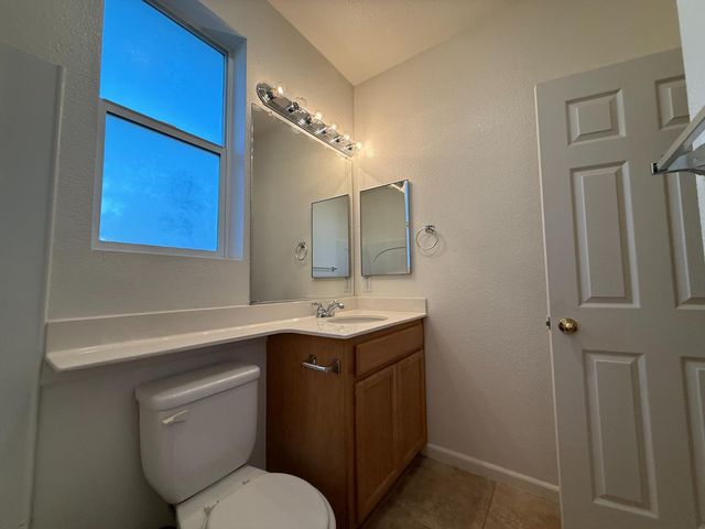 301 Unity Cir, Sacramento, CA 95833