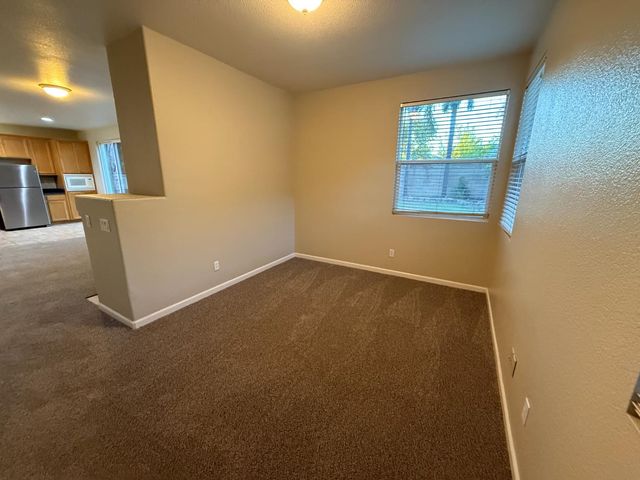 301 Unity Cir, Sacramento, CA 95833