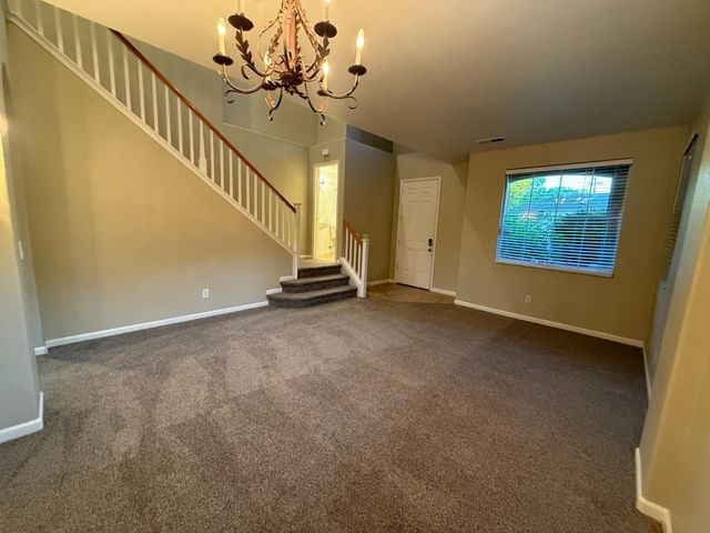 301 Unity Cir, Sacramento, CA 95833