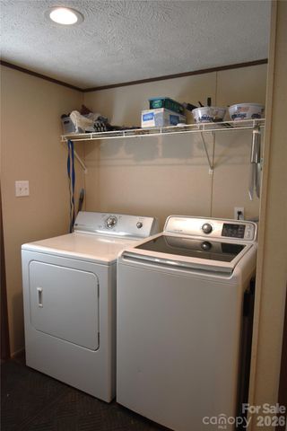 3891 Goshawk Drive, Lenoir, NC 28645