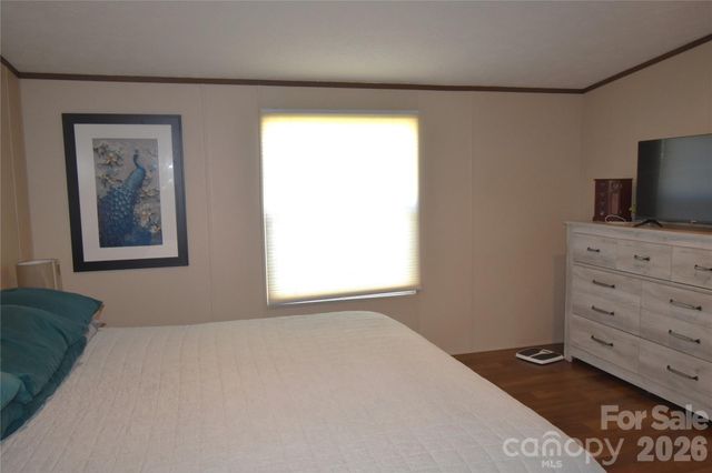 3891 Goshawk Drive, Lenoir, NC 28645