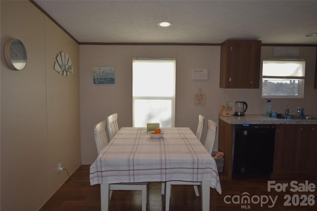 3891 Goshawk Drive, Lenoir, NC 28645