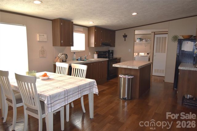 3891 Goshawk Drive, Lenoir, NC 28645