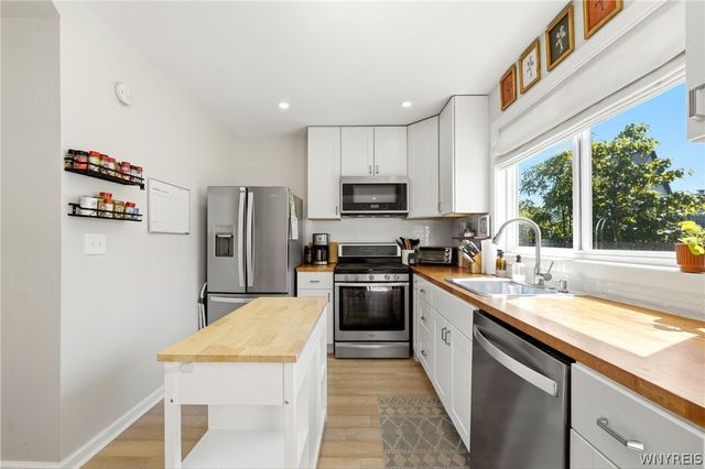 39 Heward Avenue, Buffalo, NY 14207