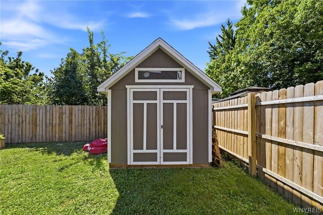 39 Heward Avenue, Buffalo, NY 14207