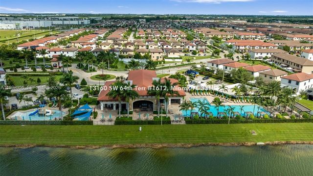 10513 W 32nd Ln, Hialeah, FL 33018