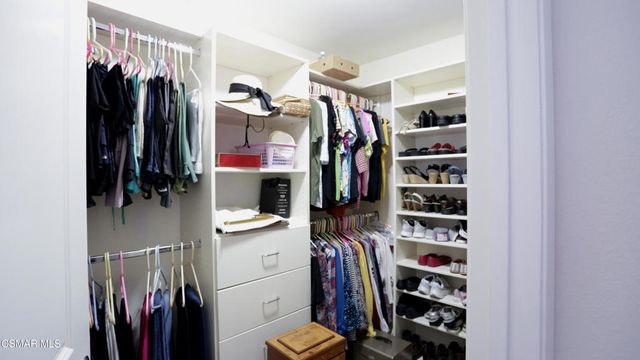 35205 Village 35, Camarillo, CA 93012