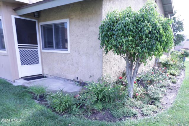 35205 Village 35, Camarillo, CA 93012