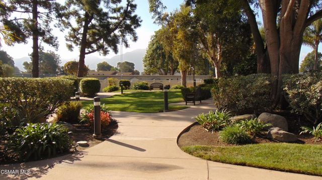 35205 Village 35, Camarillo, CA 93012