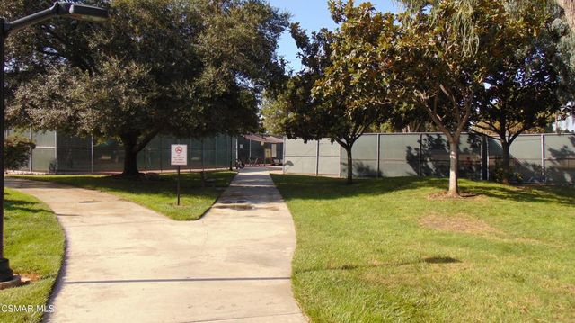 35205 Village 35, Camarillo, CA 93012