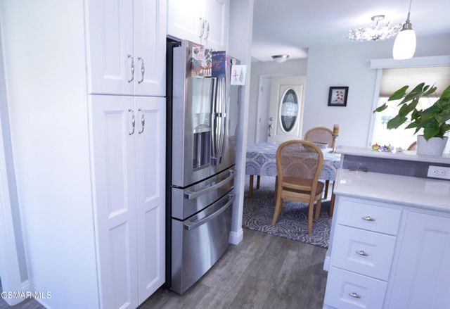 35205 Village 35, Camarillo, CA 93012