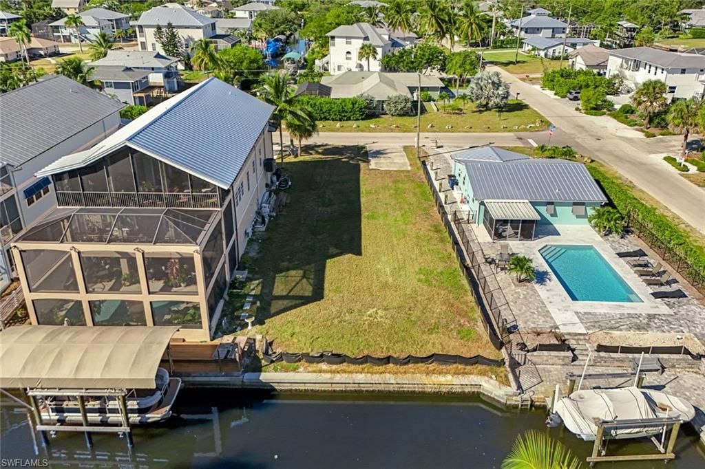 24504 Redfish ST, BONITA SPRINGS, FL 34134 — exterior