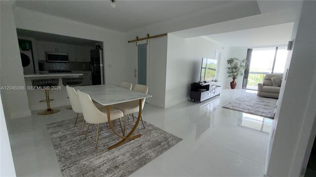 2333 Brickell Avenue 614, Miami, FL 33129