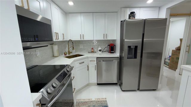 2333 Brickell Avenue 614, Miami, FL 33129